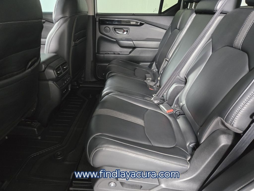 Used 2024 Honda Pilot EX-L image 12