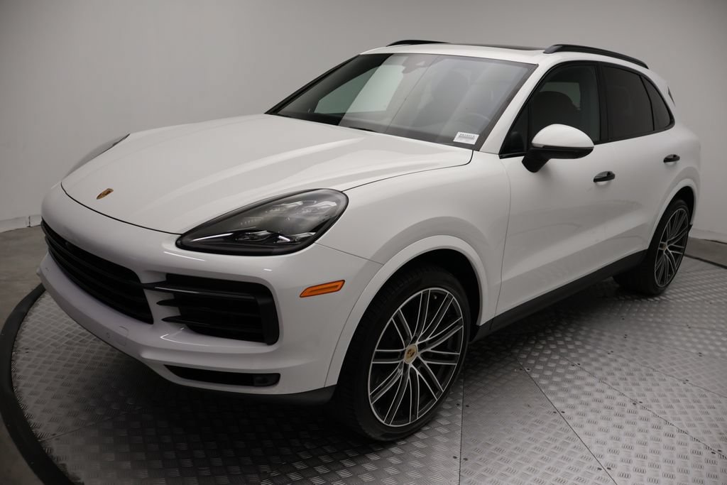 Certified 2023 Porsche Cayenne S AWD/4WD image 2