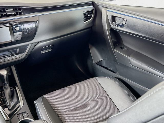 Used 2015 Toyota Corolla S image 22