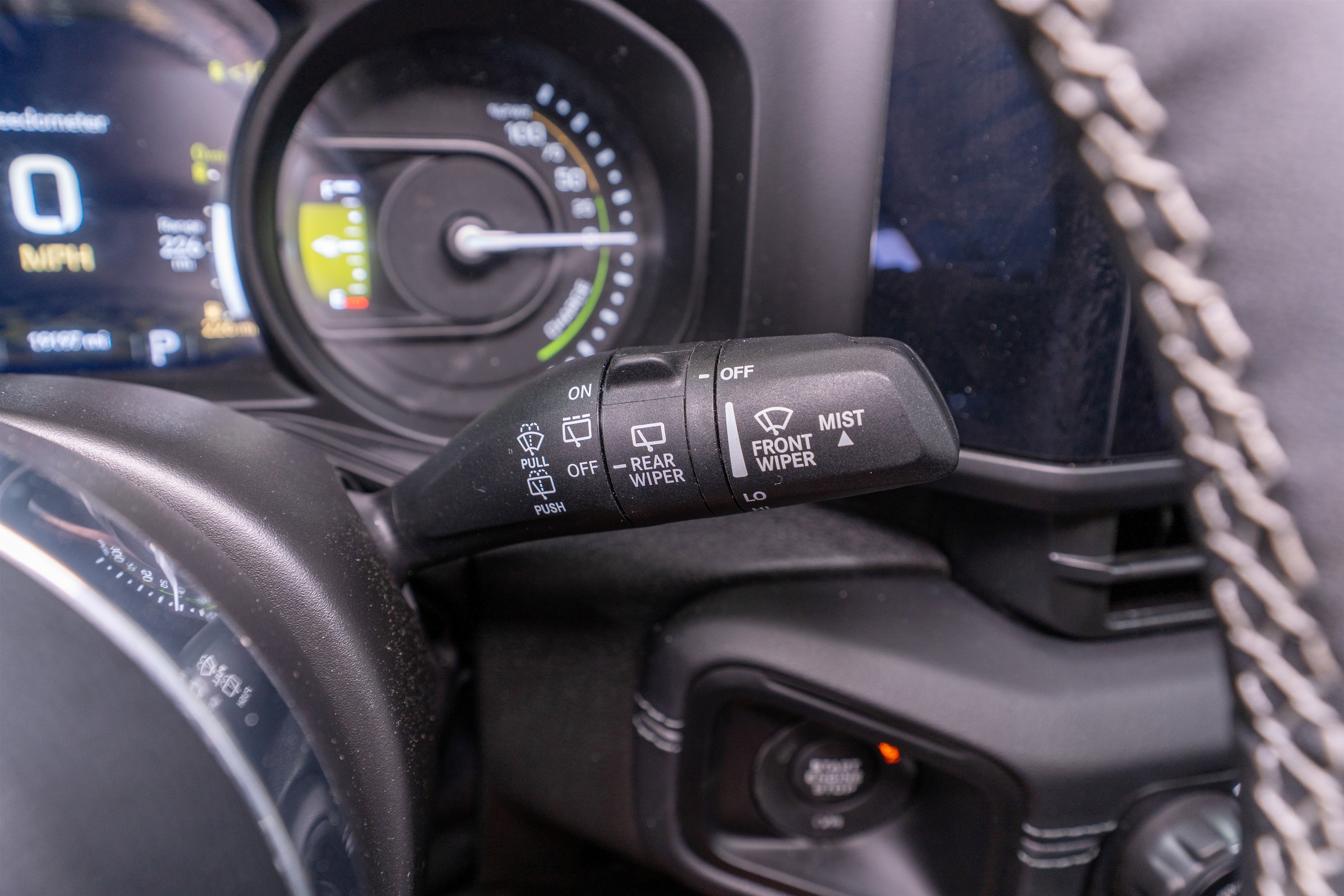 Used 2025 Jeep Wrangler Sahara w/ Safety Group image 28