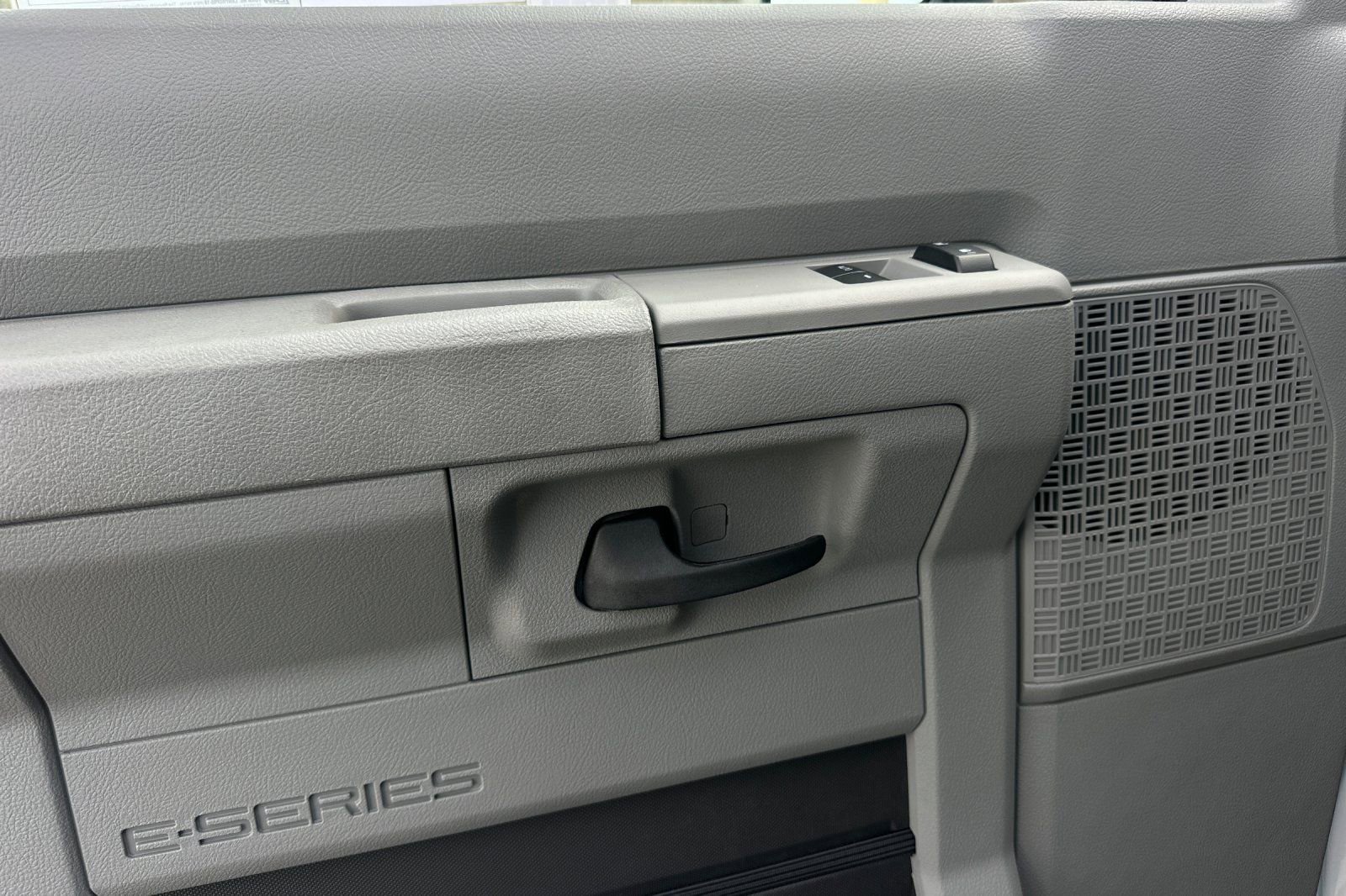 New 2026 Ford E-350 and Econoline 350 Super Duty w/ Power Equipment Group image 10