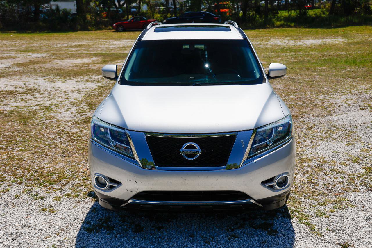 Used 2013 Nissan Pathfinder SL w/ SL Premium Pkg image 17