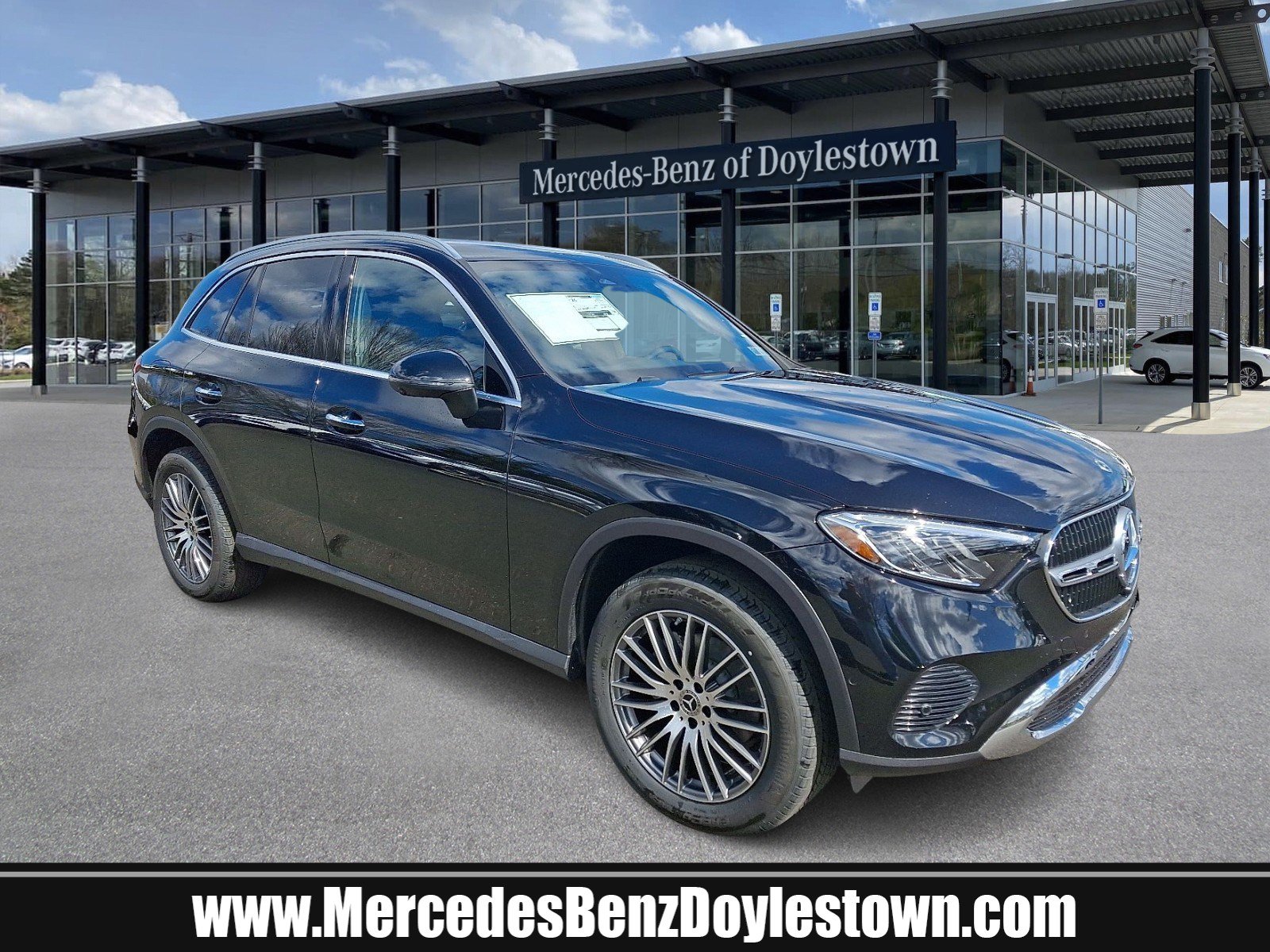 New 2026 Mercedes-Benz GLC 300 4MATIC