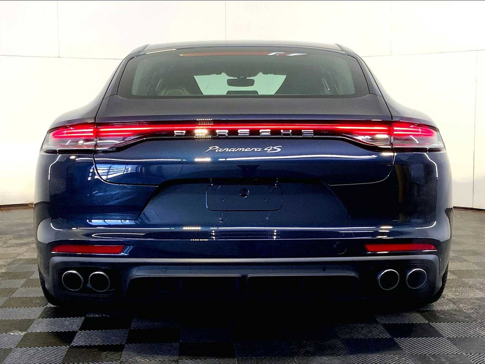 Certified 2023 Porsche Panamera 4S image 6