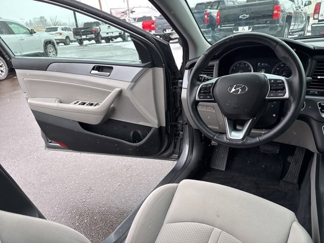 Used 2019 Hyundai Sonata SEL image 15