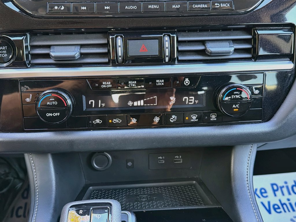 Used 2025 Nissan Pathfinder SL AWD/4WD image 18