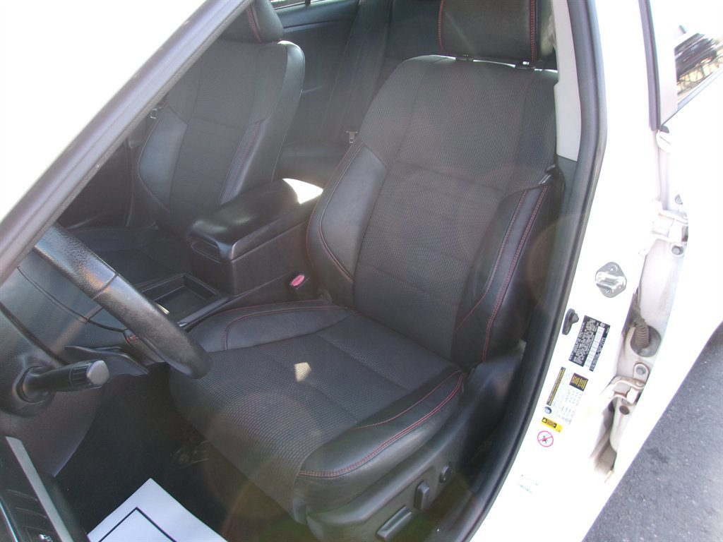 Used 2017 Toyota Camry SE image 13