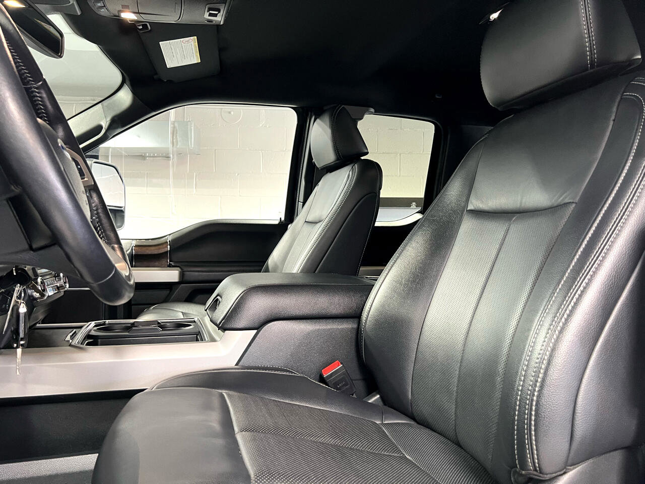 Used 2022 Ford F250 Lariat image 24