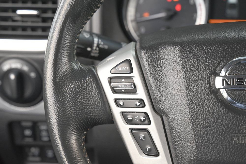 Used 2019 Nissan Titan PRO-4X image 20