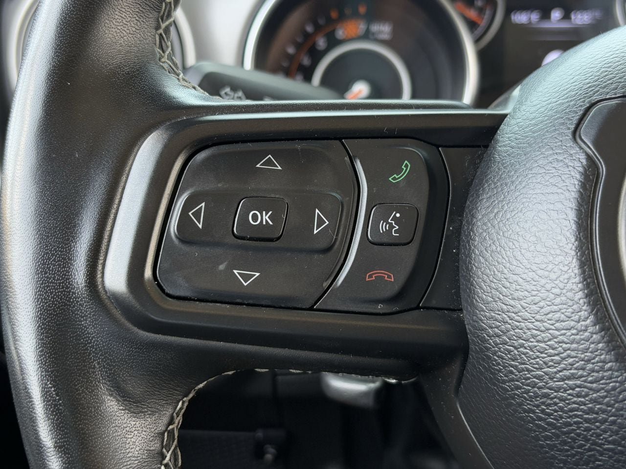 Used 2023 Jeep Wrangler Sport AWD/4WD image 19