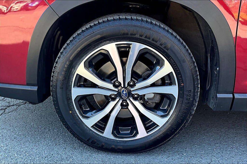 Certified 2022 Subaru Forester Limited image 17