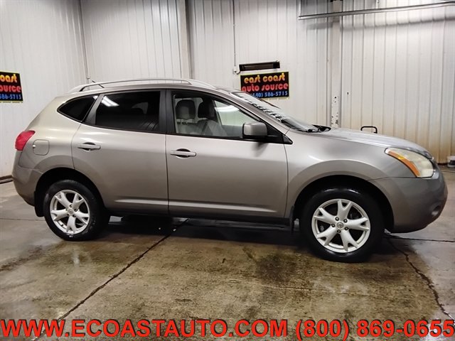 Used 2009 Nissan Rogue SL FWD image 2
