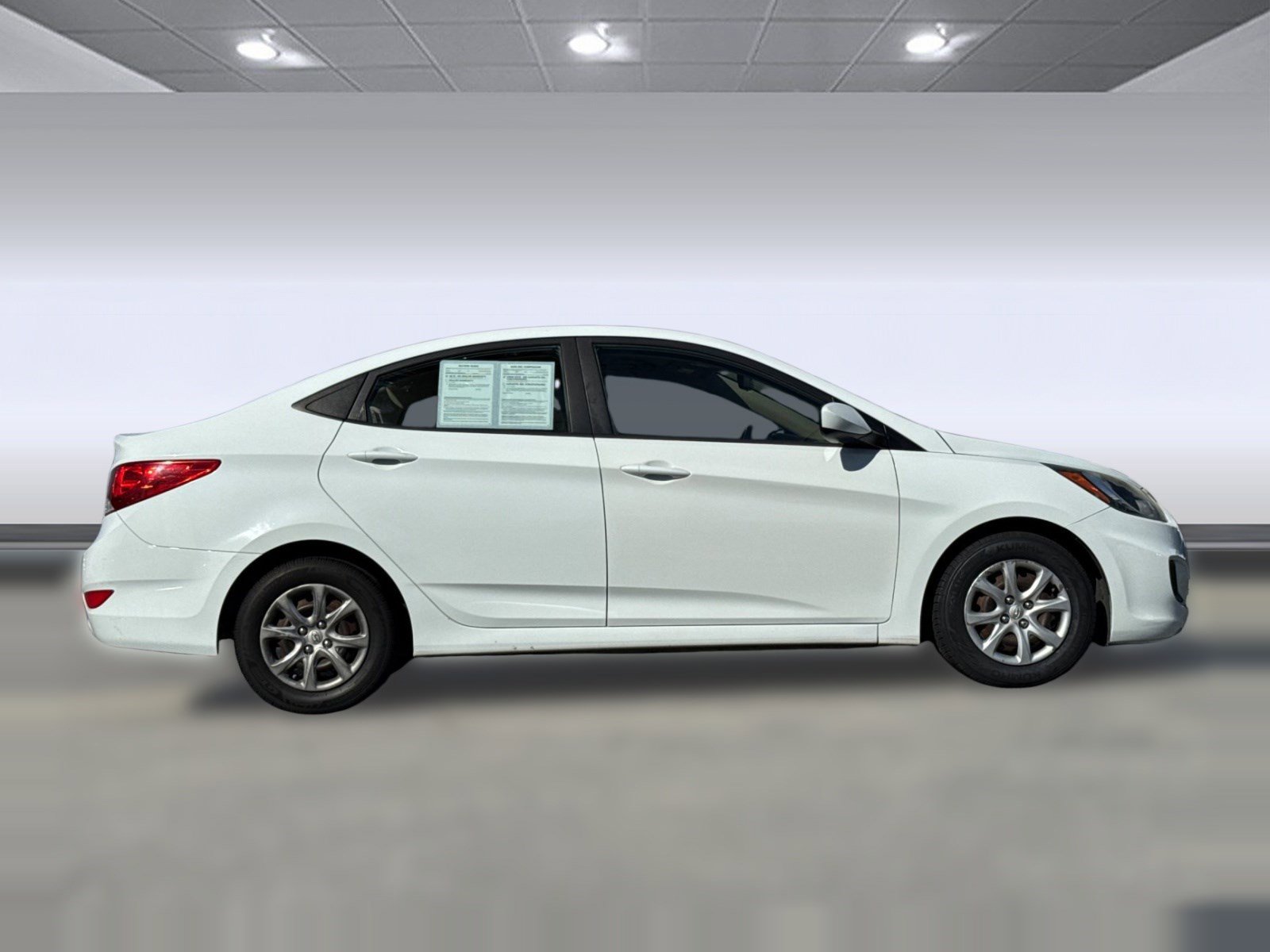 Used 2014 Hyundai Accent GLS image 7