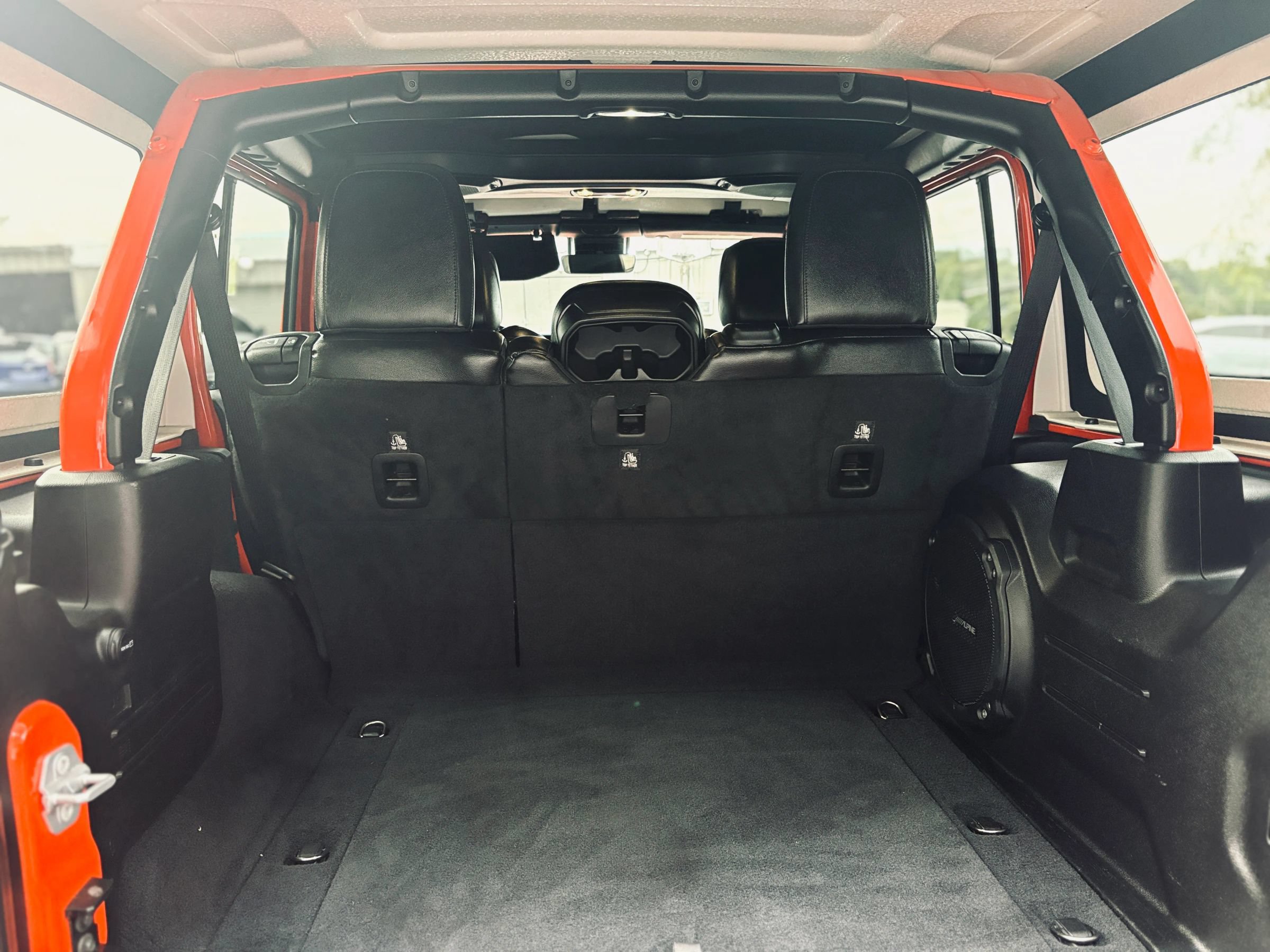 Used 2019 Jeep Wrangler Unlimited Rubicon AWD/4WD image 14