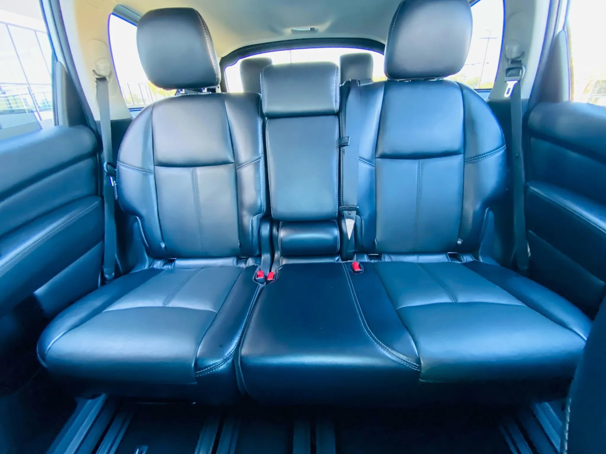 Used 2020 Nissan Pathfinder SL image 25