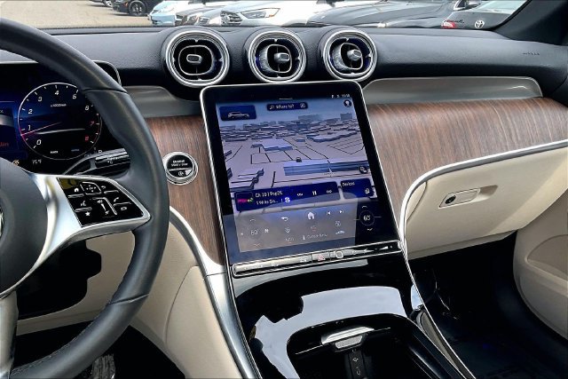 Certified 2026 Mercedes-Benz GLC 300 4MATIC image 5