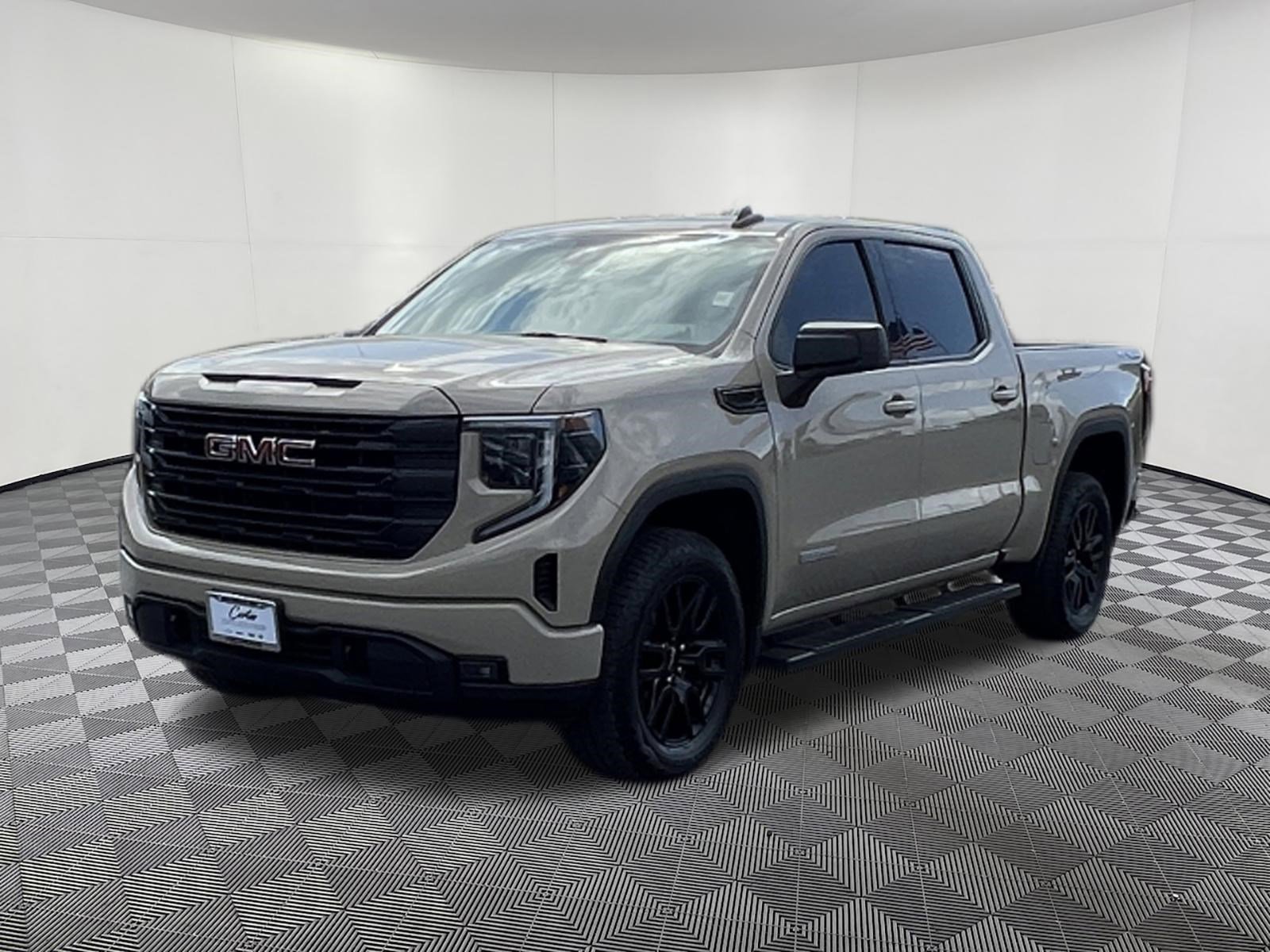 Used 2023 GMC Sierra 1500 Elevation AWD/4WD image 3