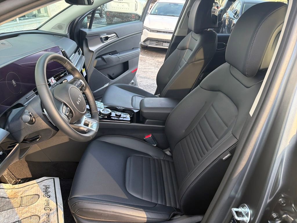 Used 2025 Kia Sportage SX Prestige image 11