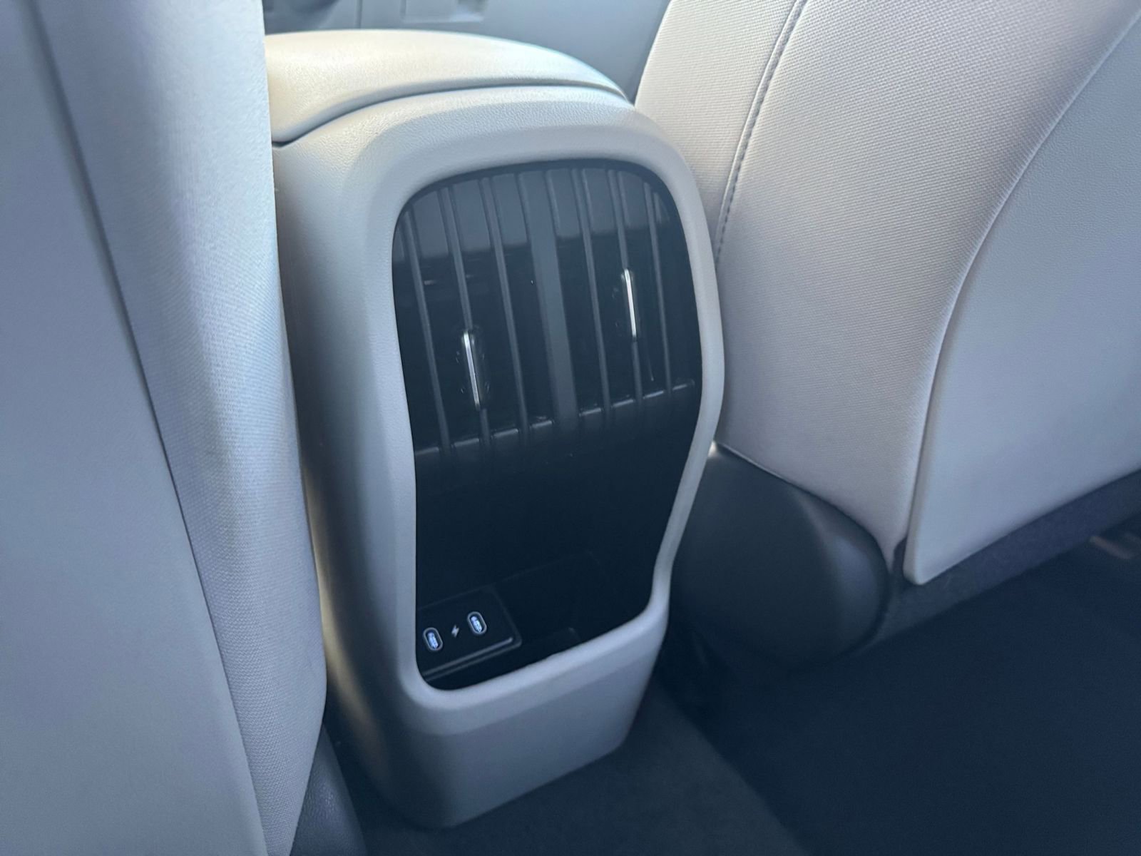 Used 2025 Hyundai Kona SEL image 23