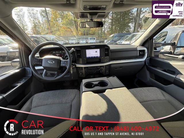 Used 2025 Ford F250 XLT image 9