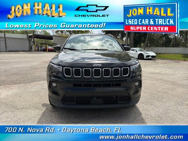Used 2024 Jeep Compass Latitude image 15