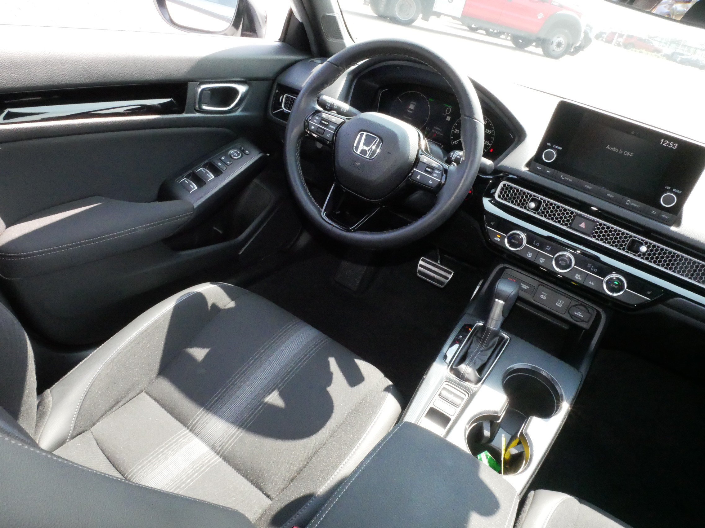 Used 2025 Honda Civic Sport image 9