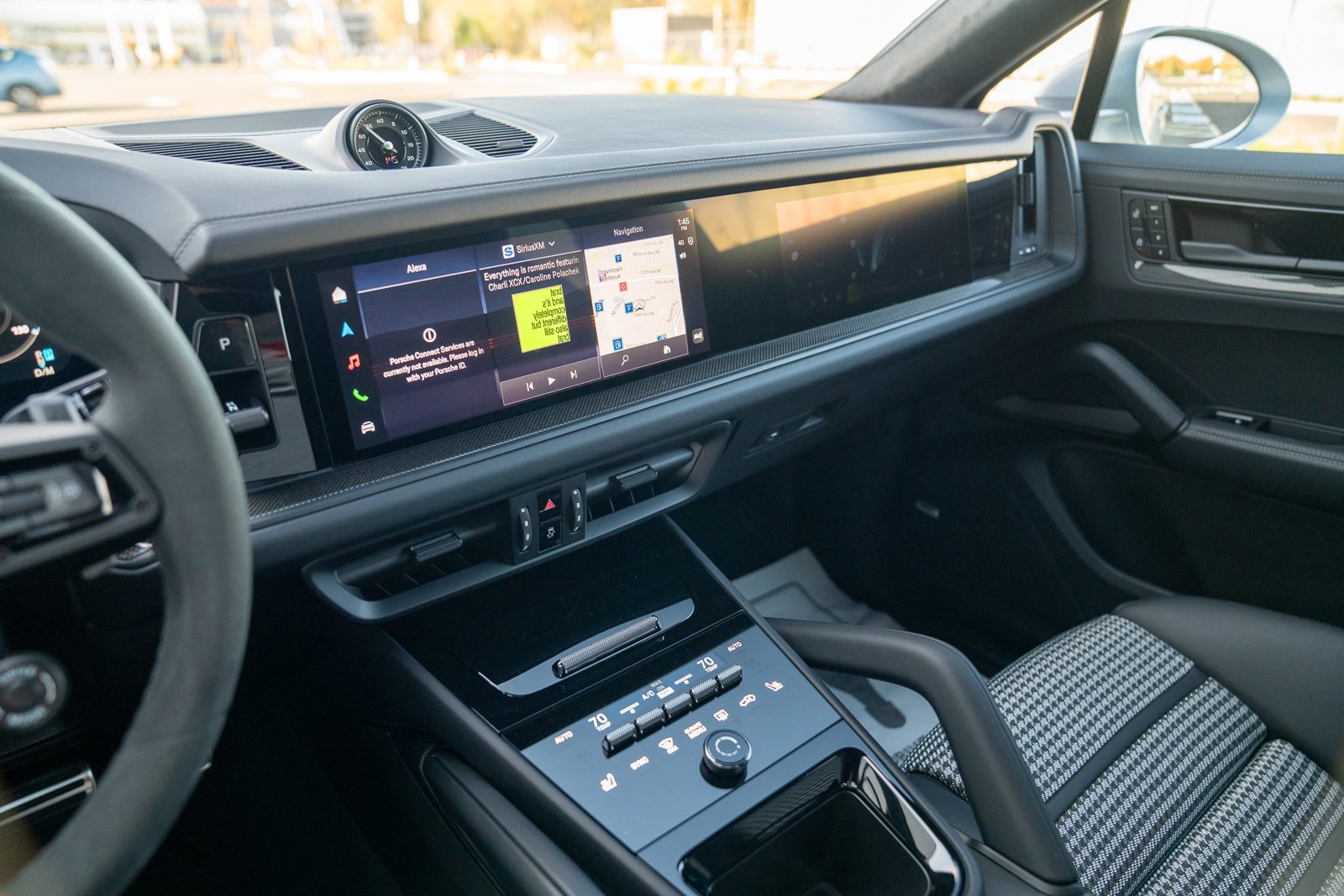 New 2026 Porsche Cayenne GTS image 16