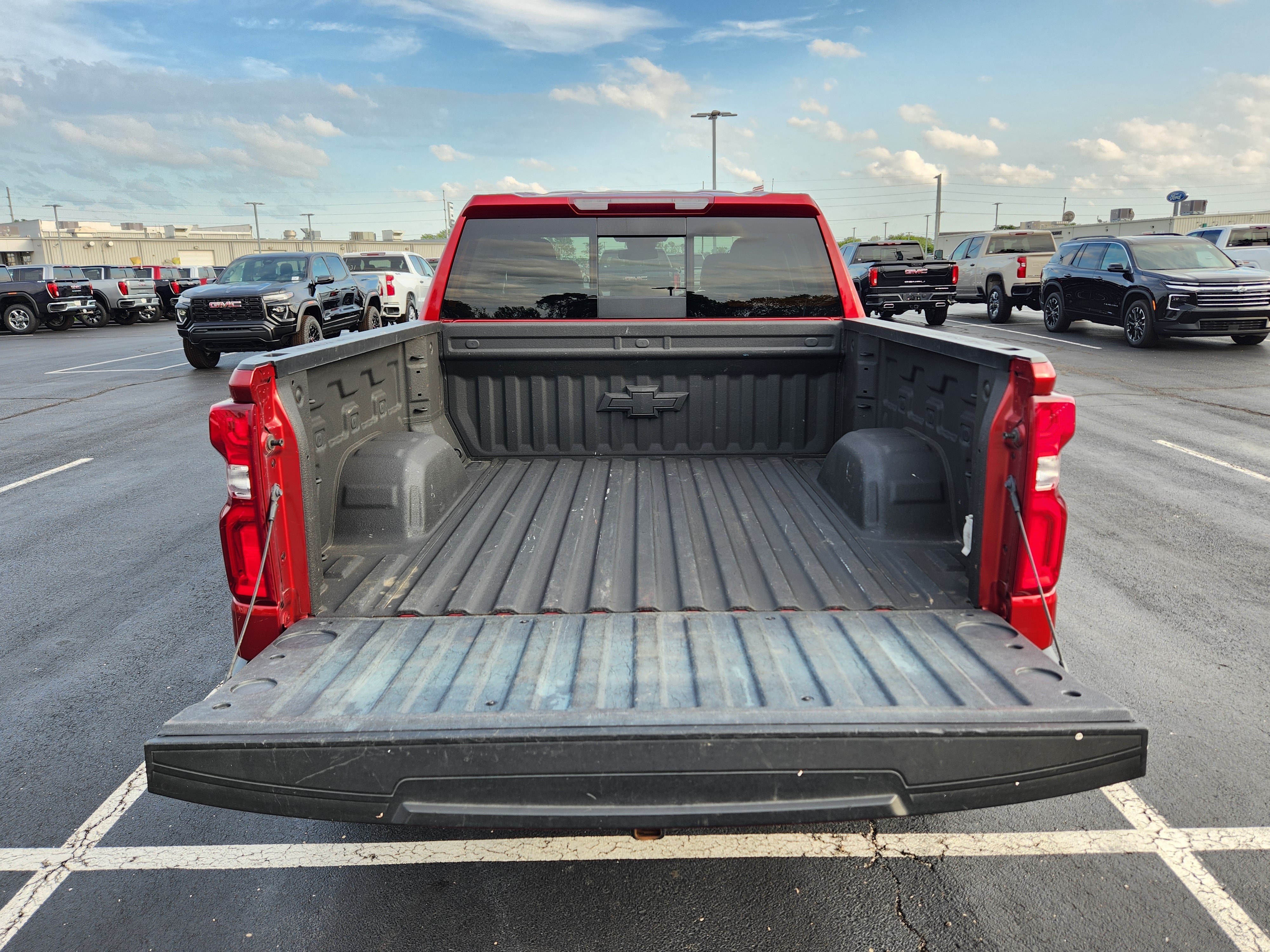 Used 2024 Chevrolet Silverado 1500 RST AWD/4WD image 10