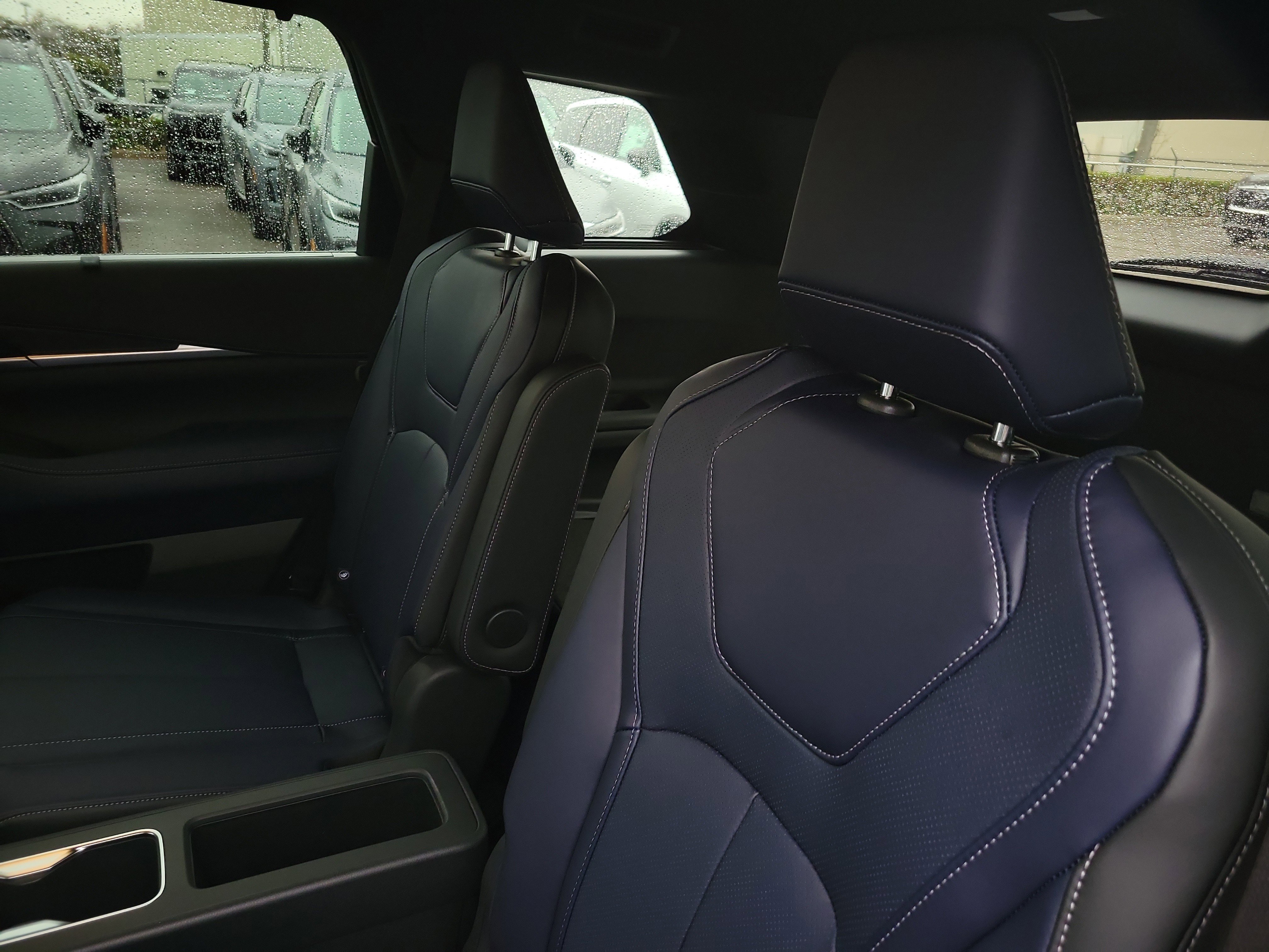 New 2026 INFINITI QX60 Sport w/ Dark Cargo Package image 25