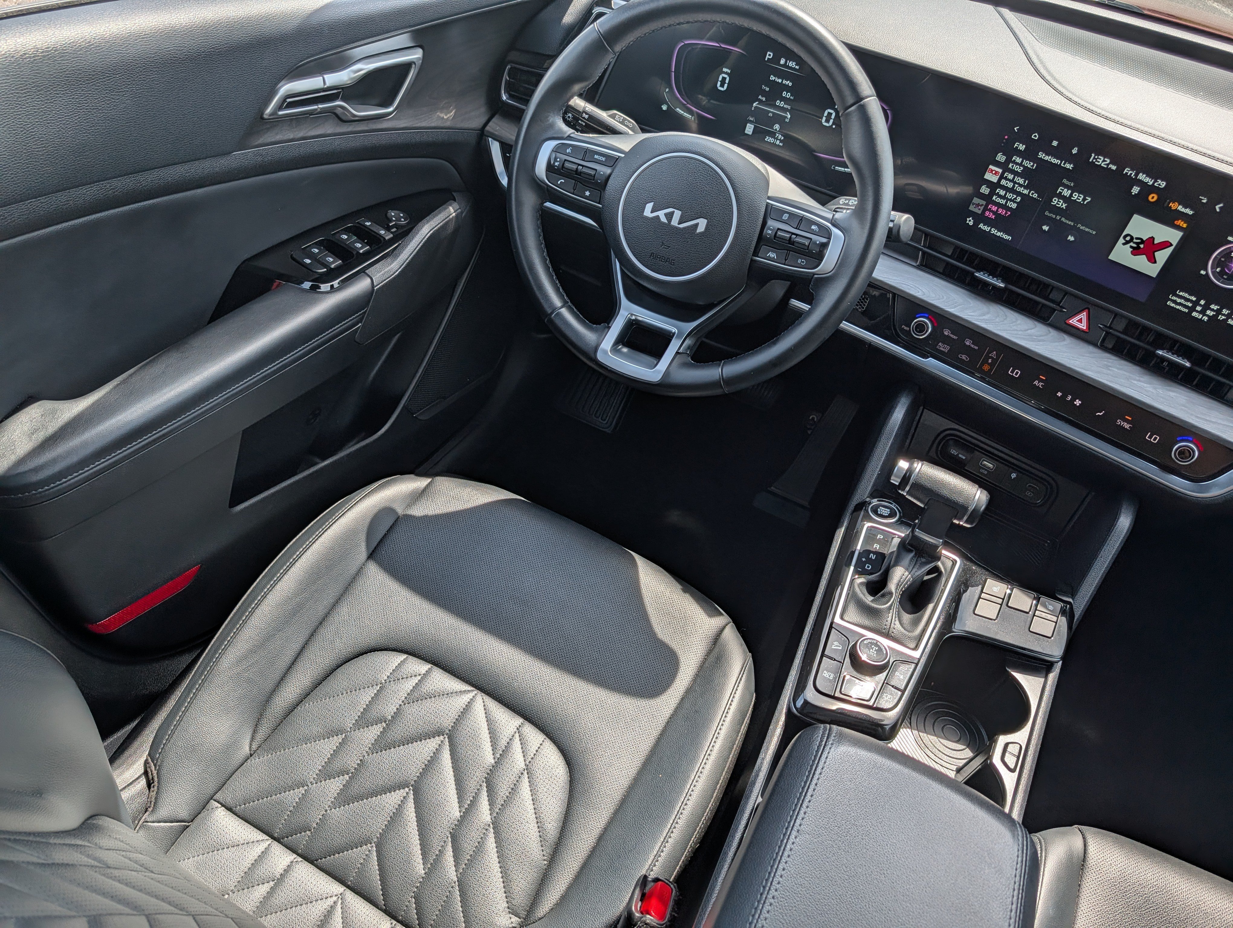 Certified 2023 Kia Sportage X-Line w/ X-Line Premium Package AWD/4WD image 9