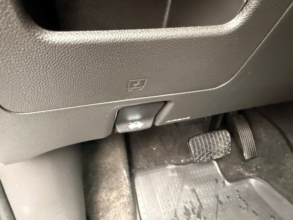 Used 2024 Chevrolet TrailBlazer LT w/ Driver Confidence Package image 31