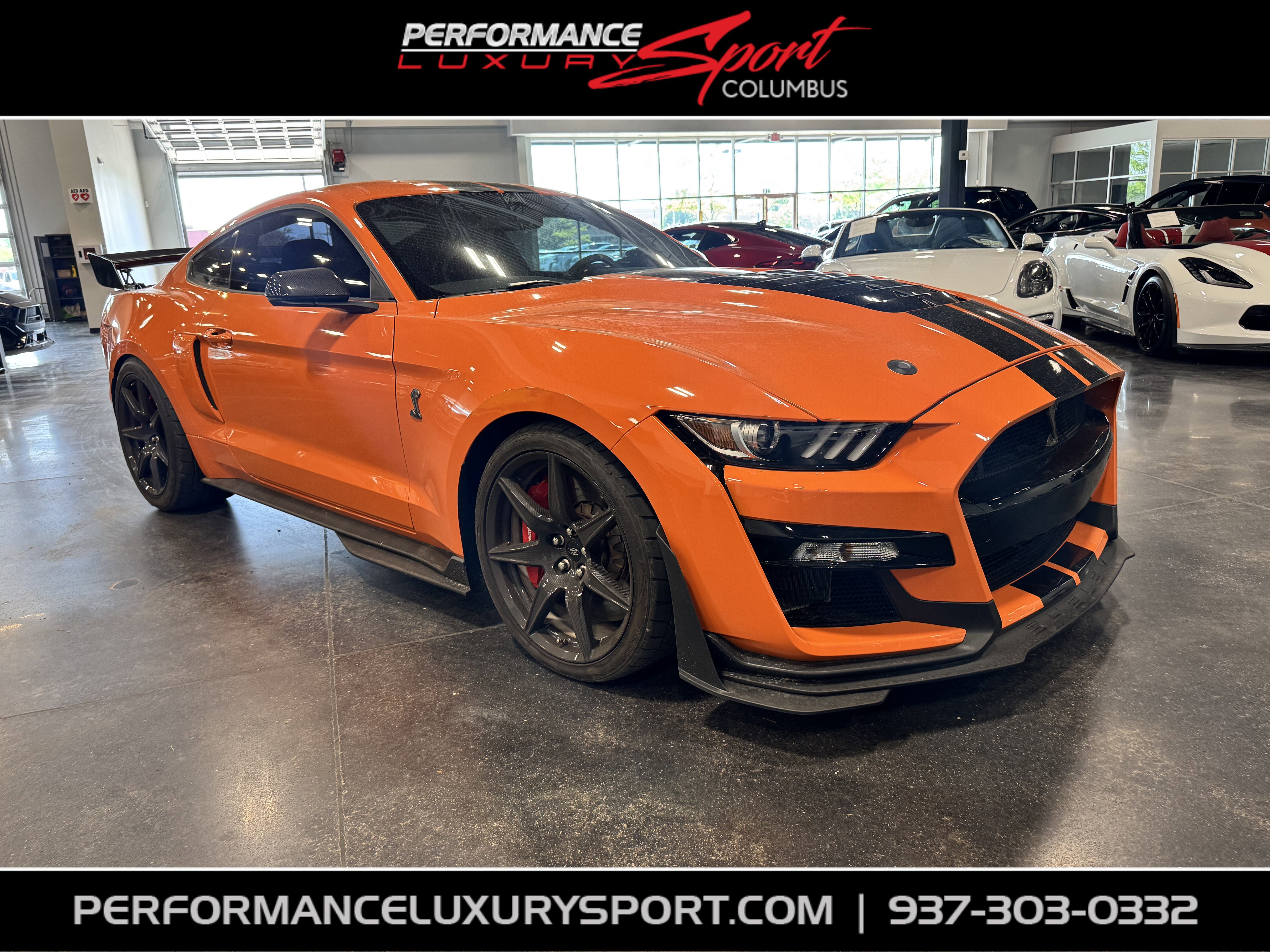 Used 2021 Ford Mustang Shelby GT500 w/ Carbon Fiber Track Pack RWD image 1