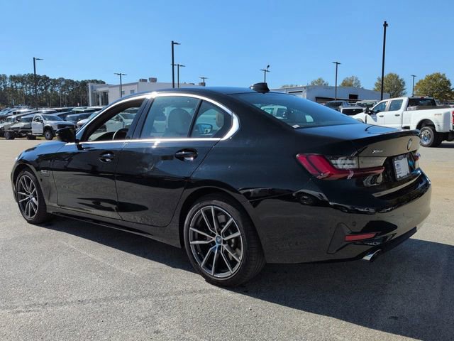 Used 2022 BMW 330e xDrive w/ Premium Package image 7