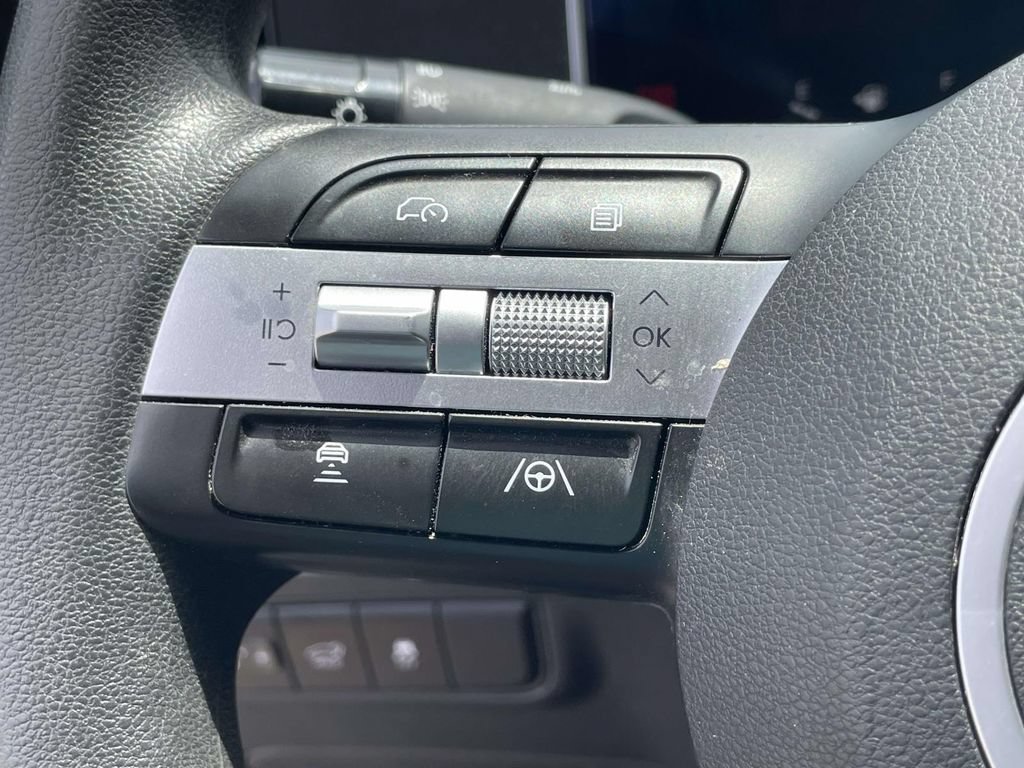 Used 2025 Hyundai Tucson SEL FWD image 20