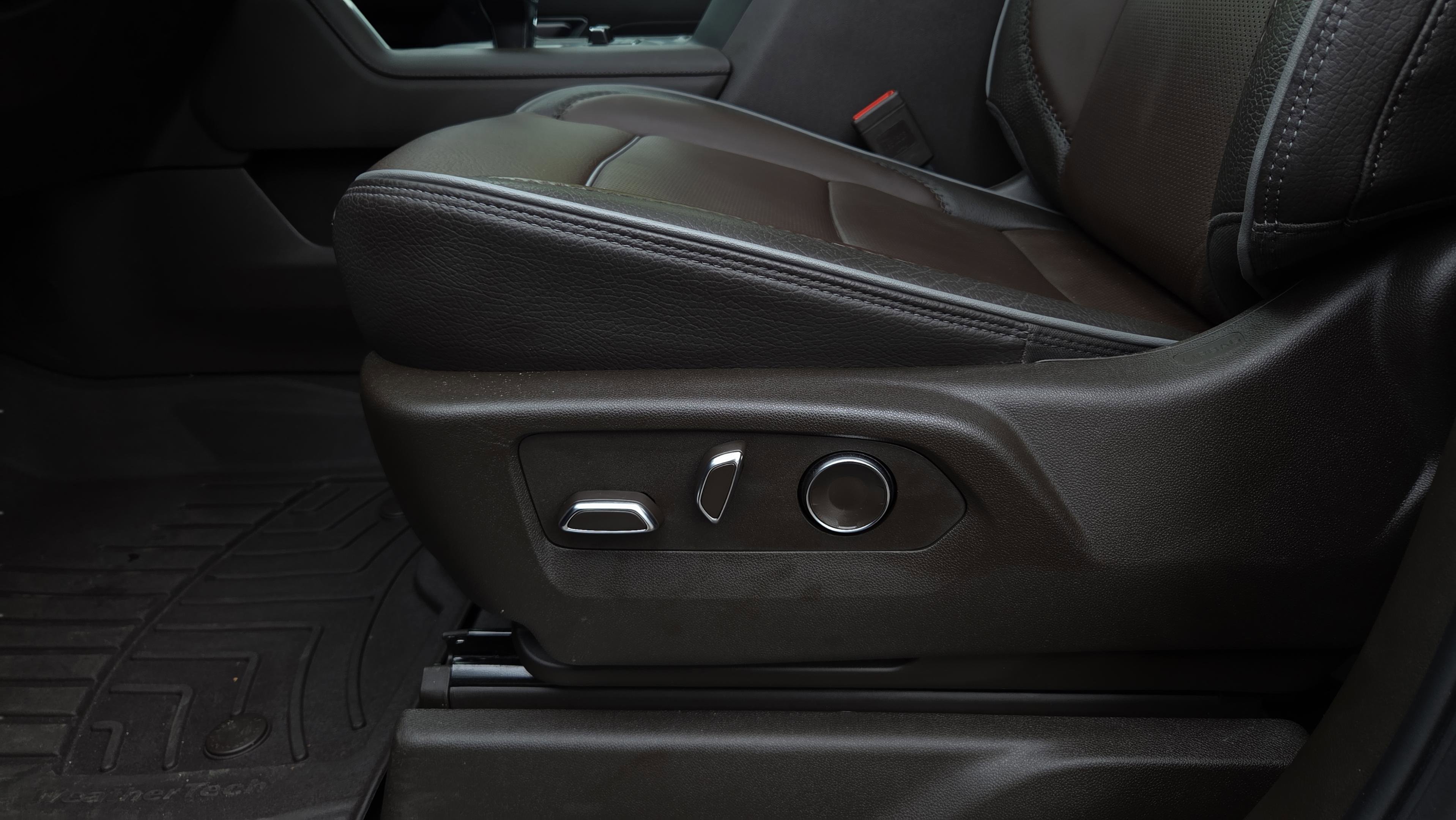 Certified 2025 GMC Sierra 1500 Denali image 20