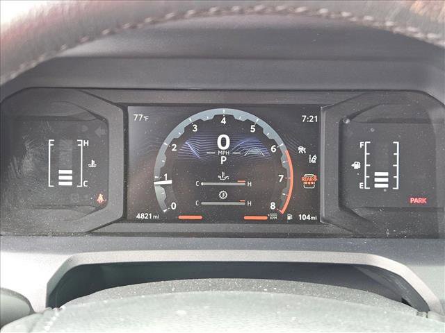 Used 2025 Toyota 4Runner SR5 AWD/4WD image 14
