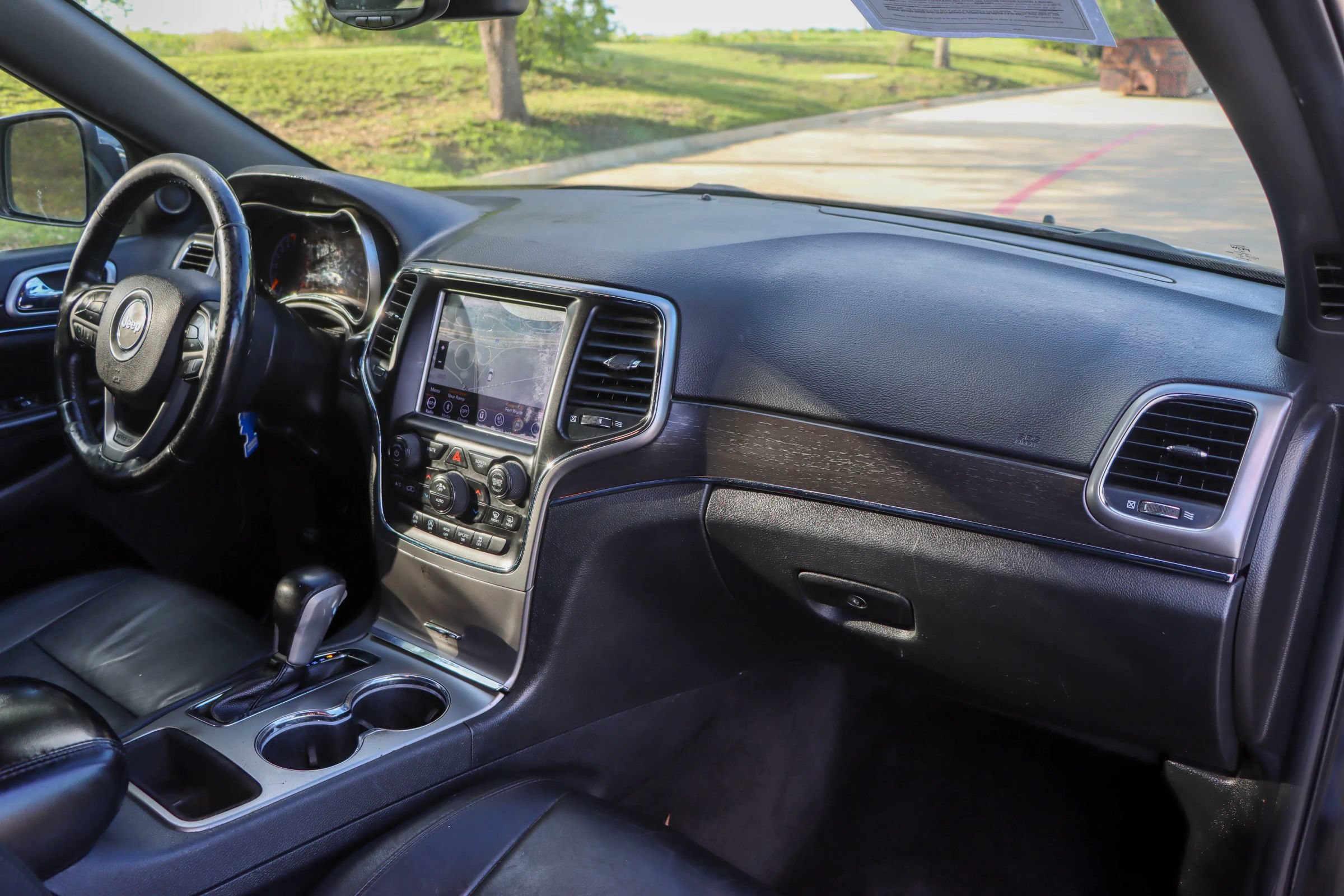 Used 2018 Jeep Grand Cherokee Limited RWD image 22