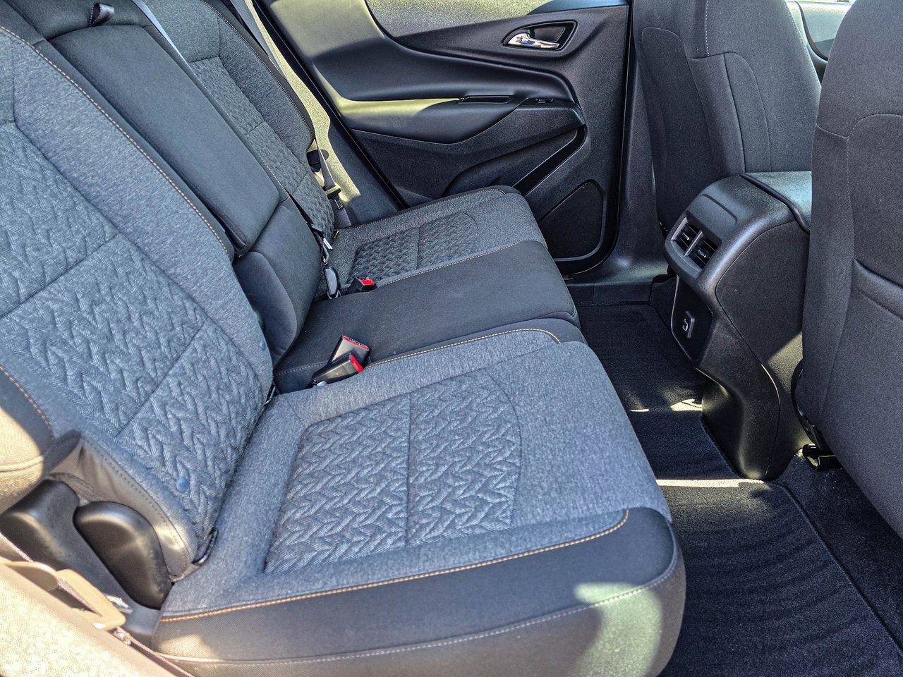 Used 2022 Chevrolet Equinox LT image 38