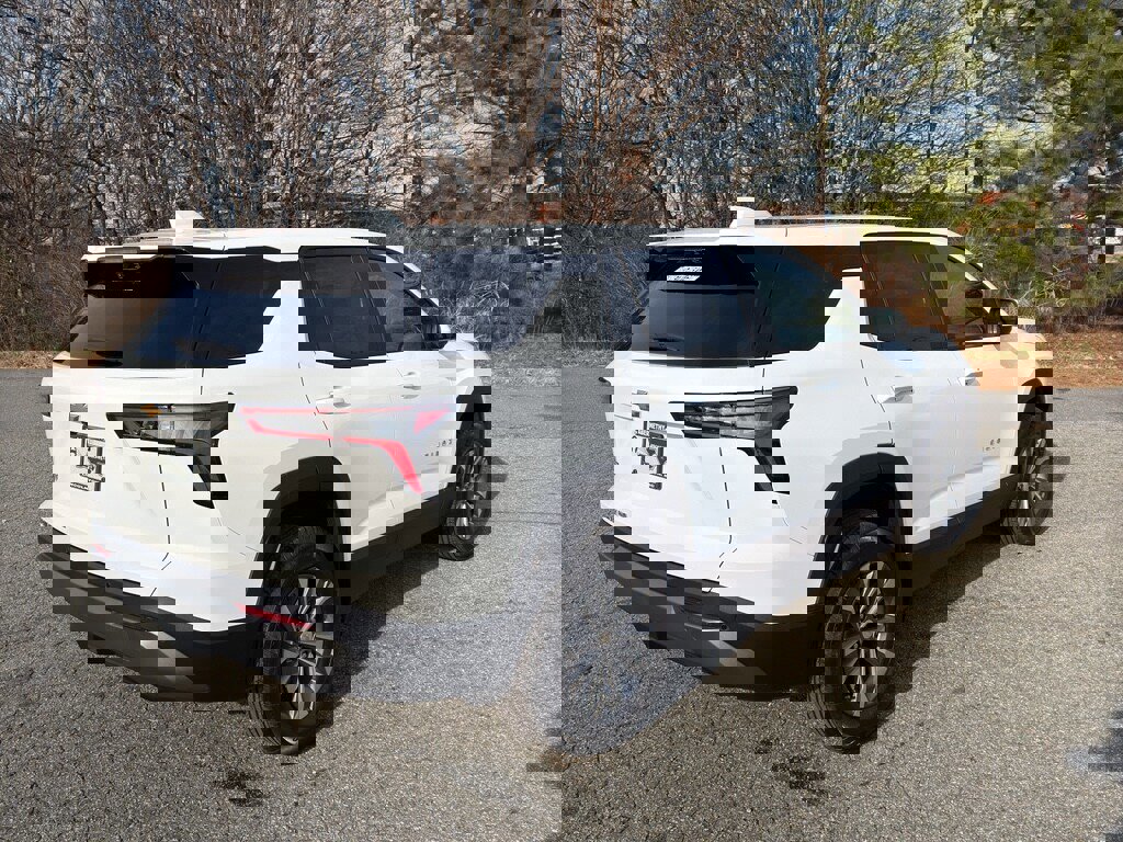 New 2026 Chevrolet Equinox LT w/ Convenience Package II image 5