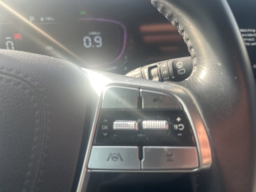 Used 2023 Kia Telluride S image 13