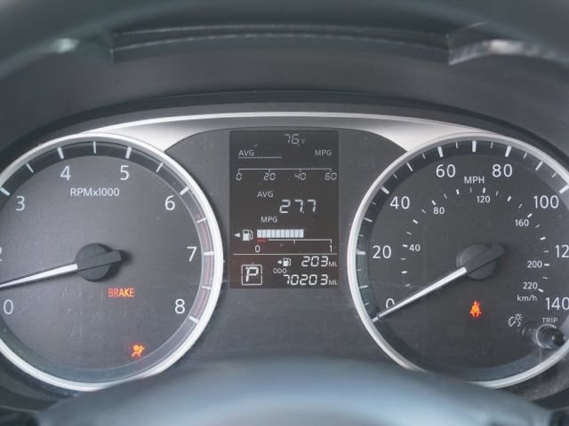 Used 2021 Nissan Versa S FWD image 15