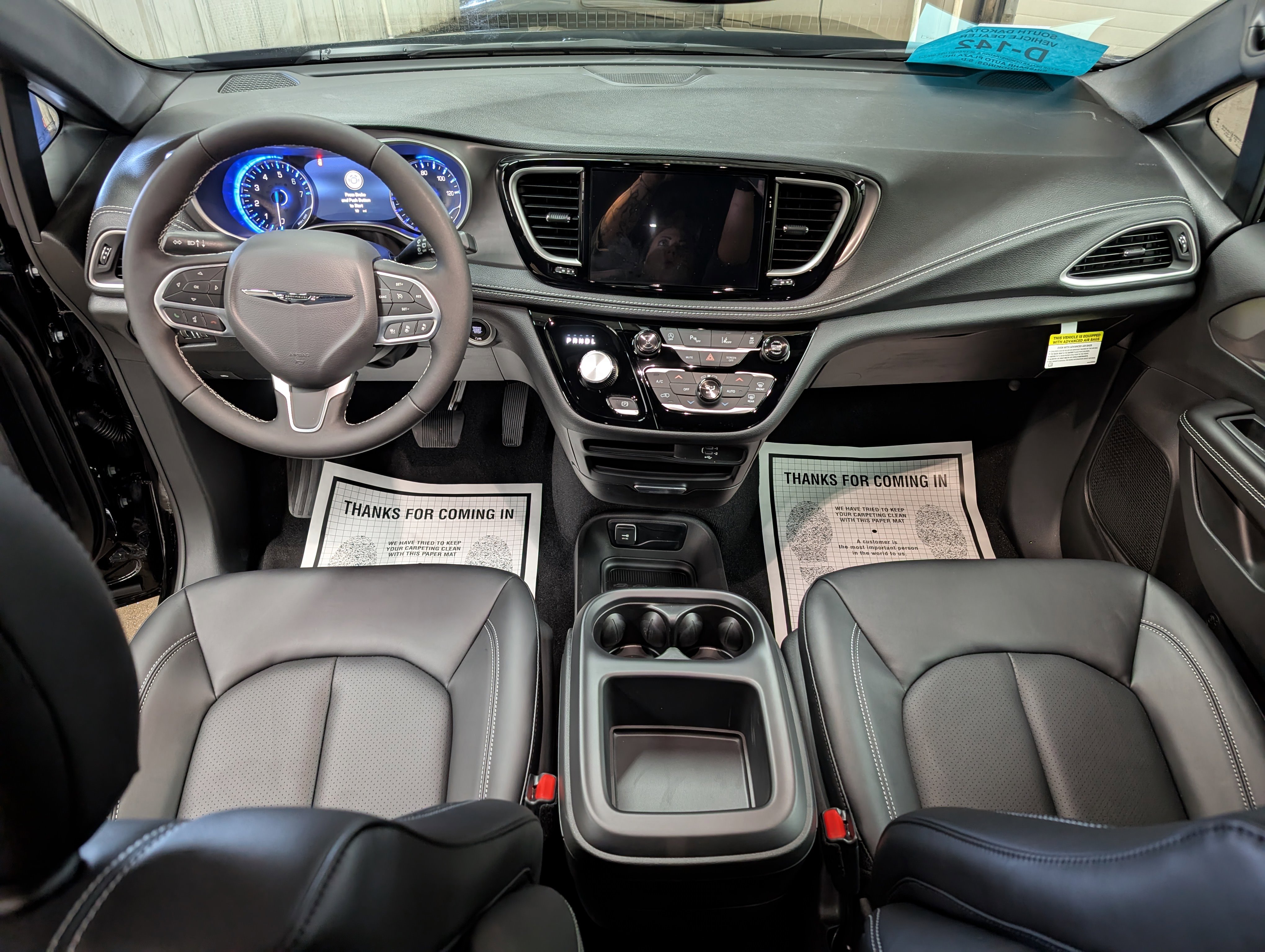 New 2026 Chrysler Pacifica Select image 12