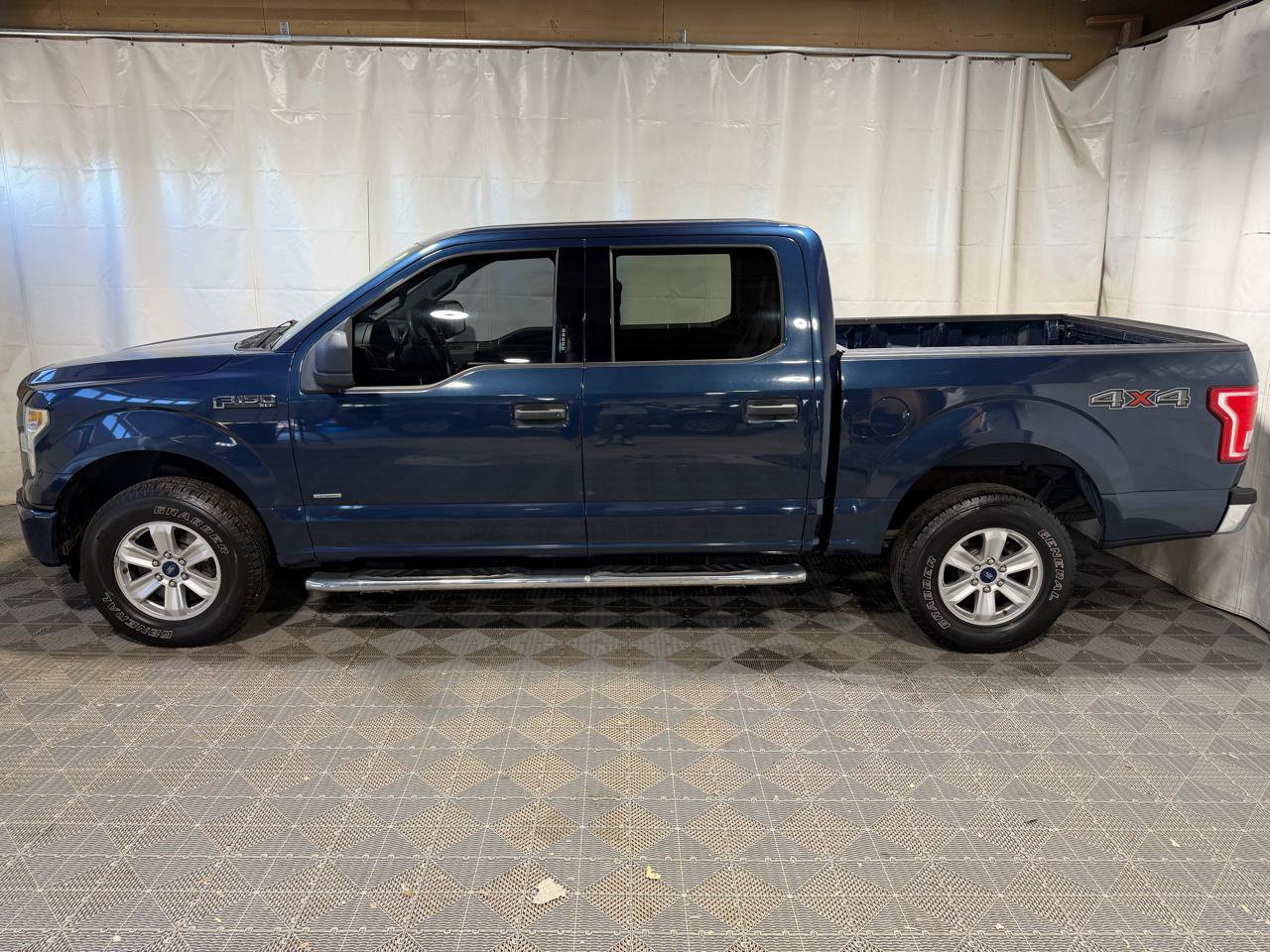 Used 2016 Ford F150 XLT AWD/4WD image 5
