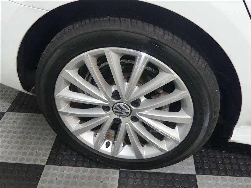 Used 2015 Volkswagen Jetta SE FWD image 17