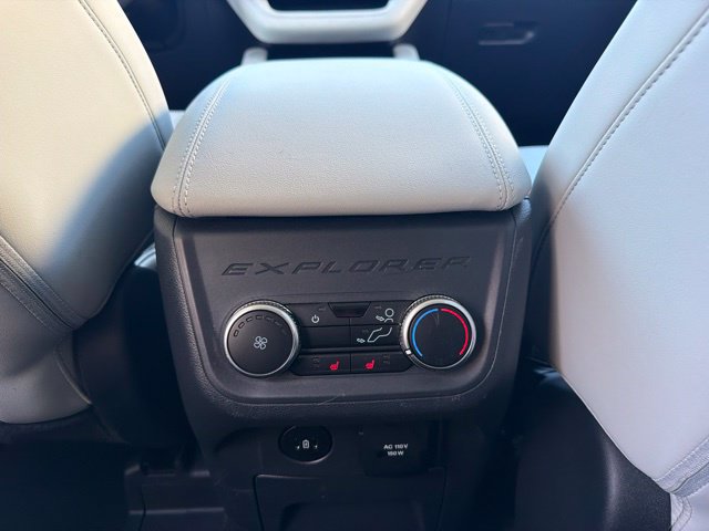 Certified 2026 Ford Explorer Platinum w/ LUX Leather Package AWD/4WD image 21