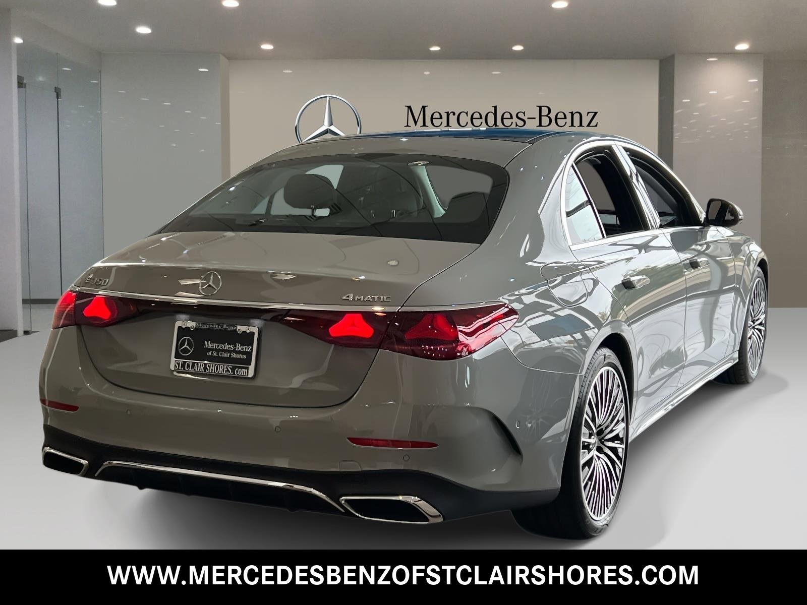 New 2026 Mercedes-Benz E 350 4MATIC Sedan image 5