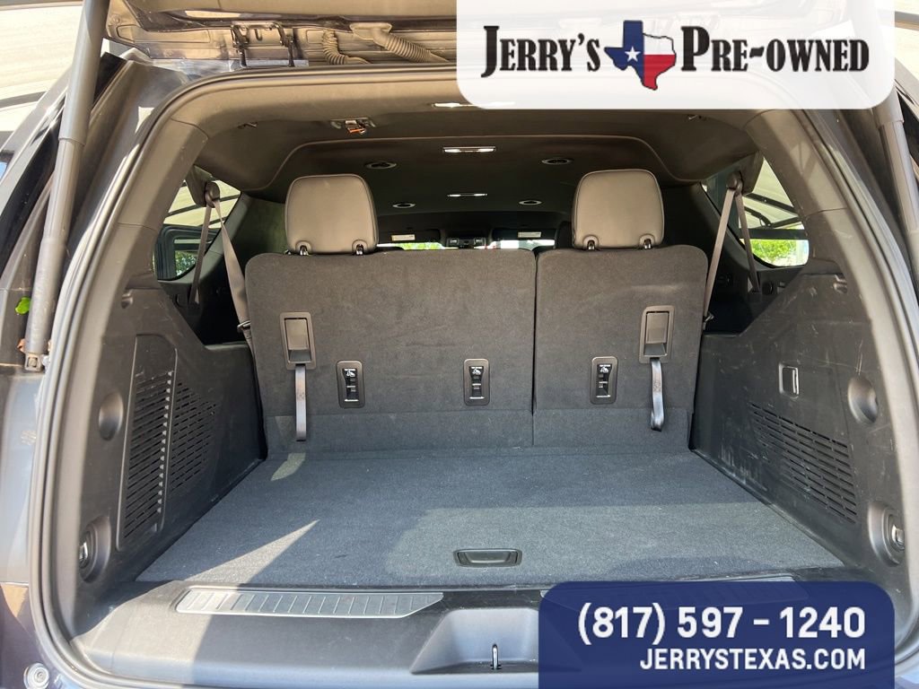 Used 2022 Chevrolet Suburban Z71 AWD/4WD image 15