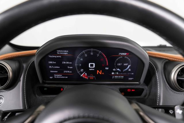 Used 2020 McLaren 720S Luxury RWD image 22