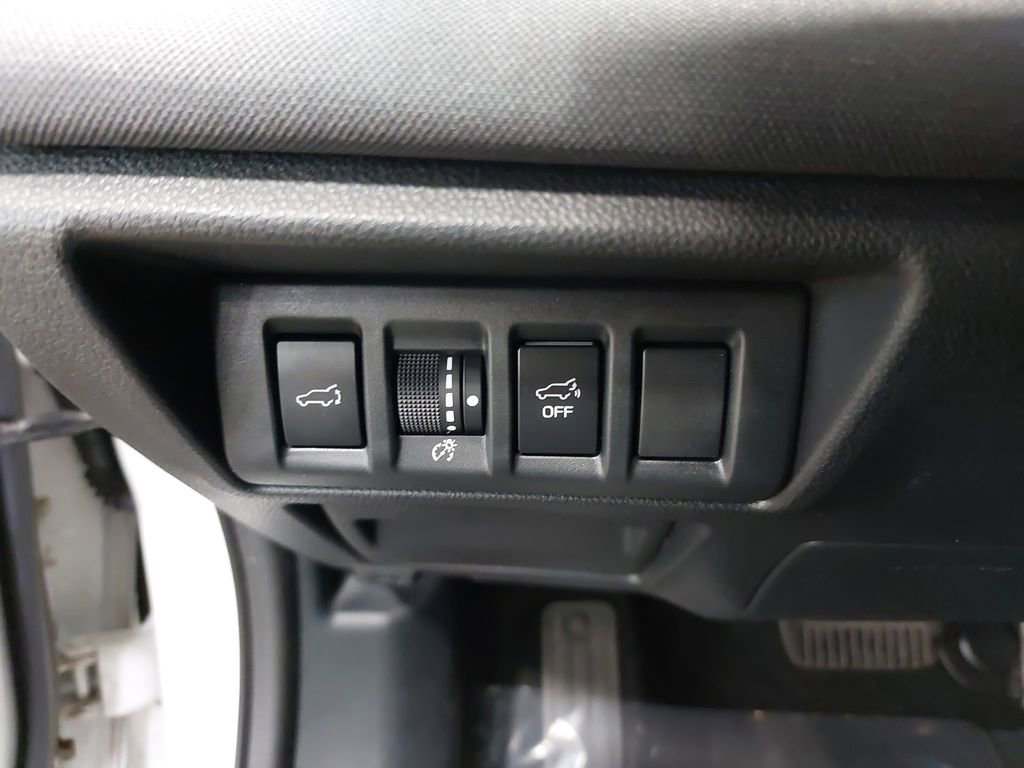 Used 2022 Subaru Outback Premium AWD/4WD image 27