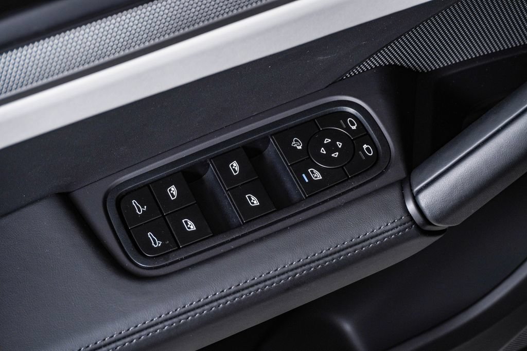 New 2026 Porsche Cayenne S AWD/4WD image 26